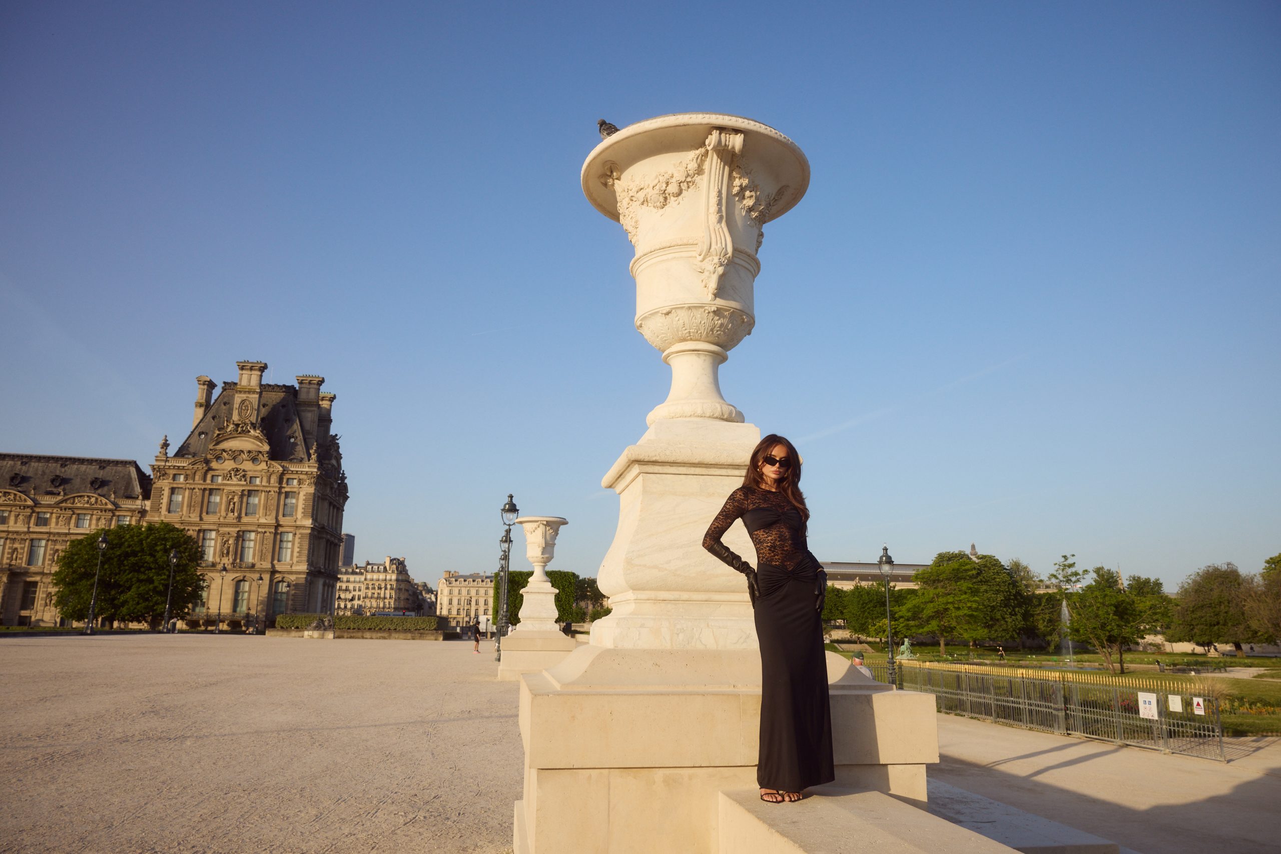 LARNA-SLEEVED-MAXI-DRESS-BLACK-(3)