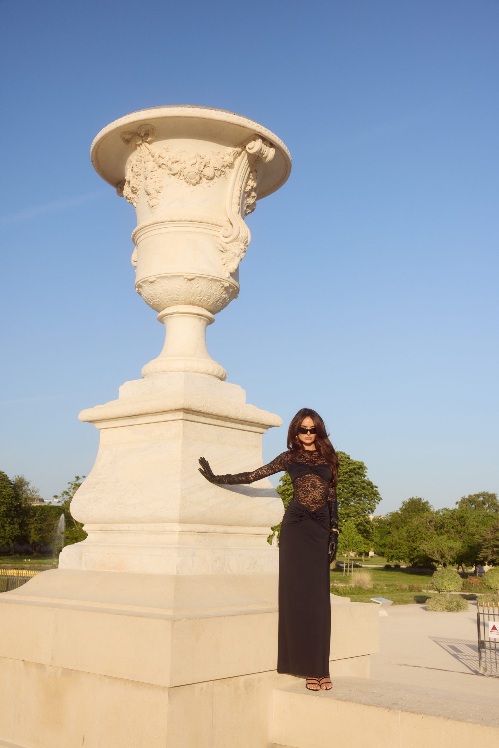 LARNA-SLEEVED-MAXI-DRESS-BLACK-(5)